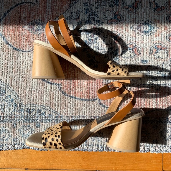 Dolce Vita Hazel Block Heel Sandal - Picture 2 of 5